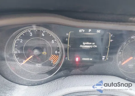 2015 Jeep Cherokee Latitude z USA, uszkodzony, nr VIN 1C4PJLCB0FW547012